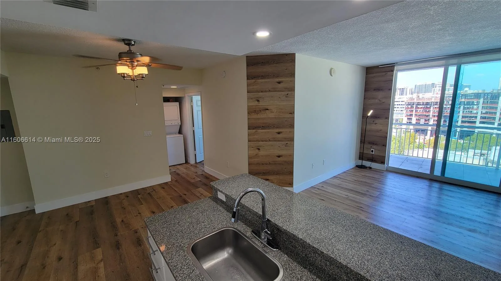 275 NE 18th St # 901, Miami, FL 33132 photo 7