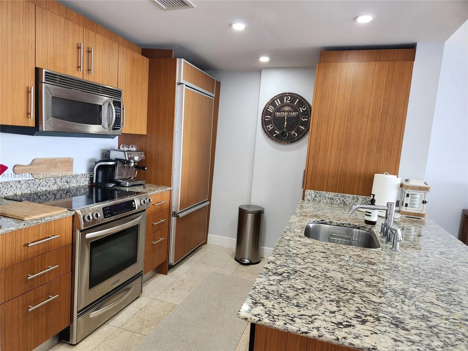 10275 Collins Ave # 824, Bal Harbour, FL 33154 photo 3