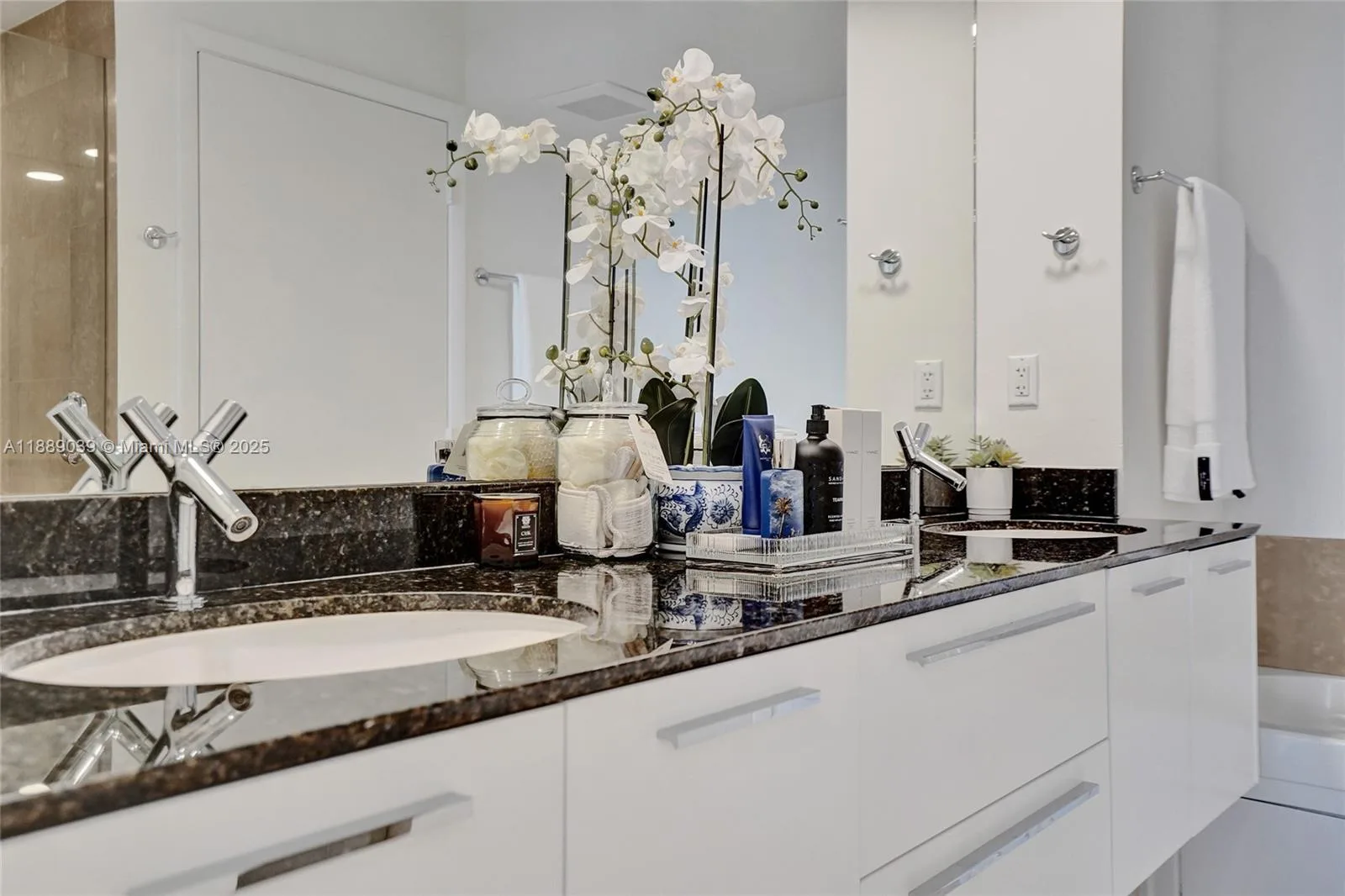 400 Alton Rd # 1505, Miami Beach, FL 33139 photo 12