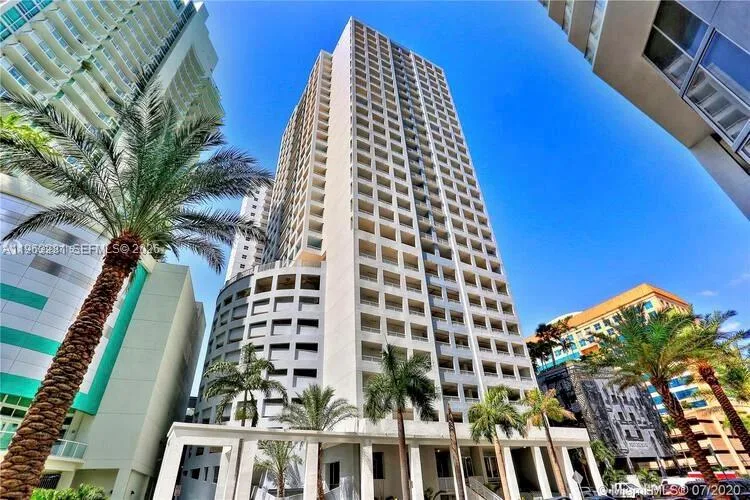 170 SE 14th St # 1606, Miami, FL 33131