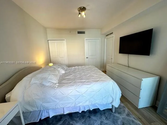 170 SE 14th St # 1606, Miami, FL 33131 photo 12