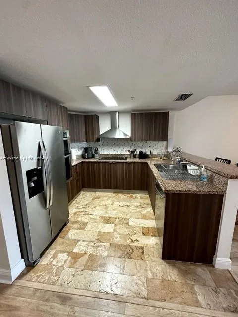 170 SE 14th St # 1606, Miami, FL 33131 photo 4