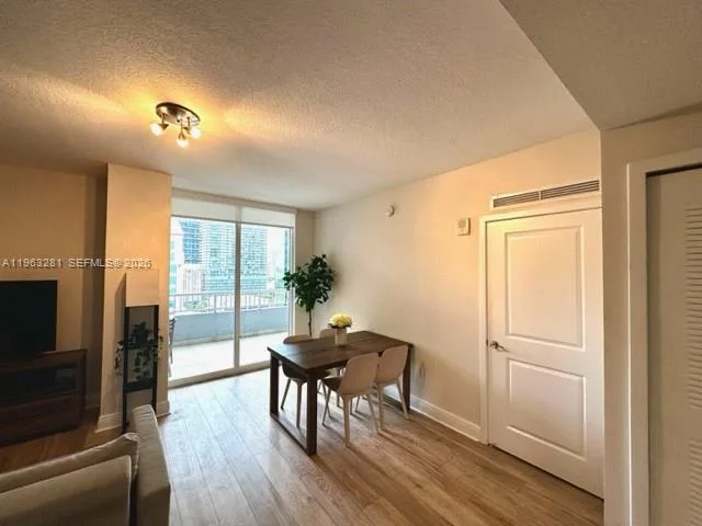 170 SE 14th St # 1606, Miami, FL 33131 photo 8