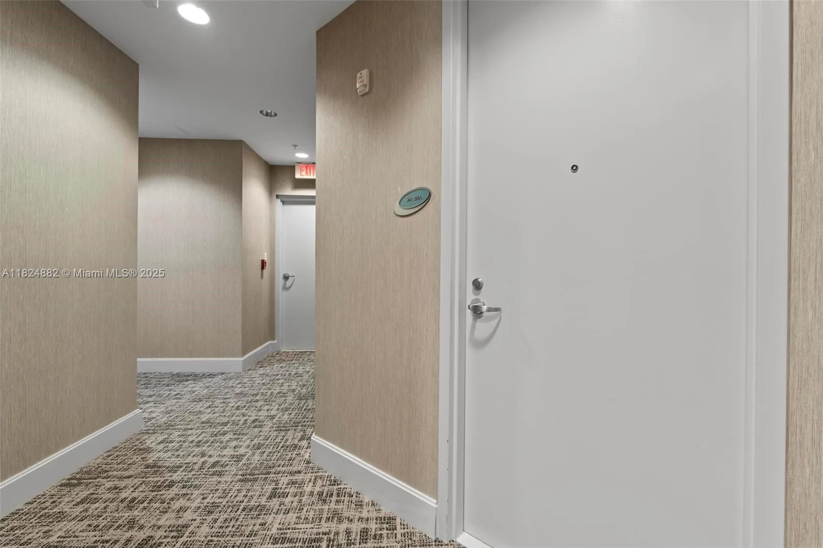 18201 Collins Ave # SPA201, Sunny Isles Beach, FL 33160 photo 11