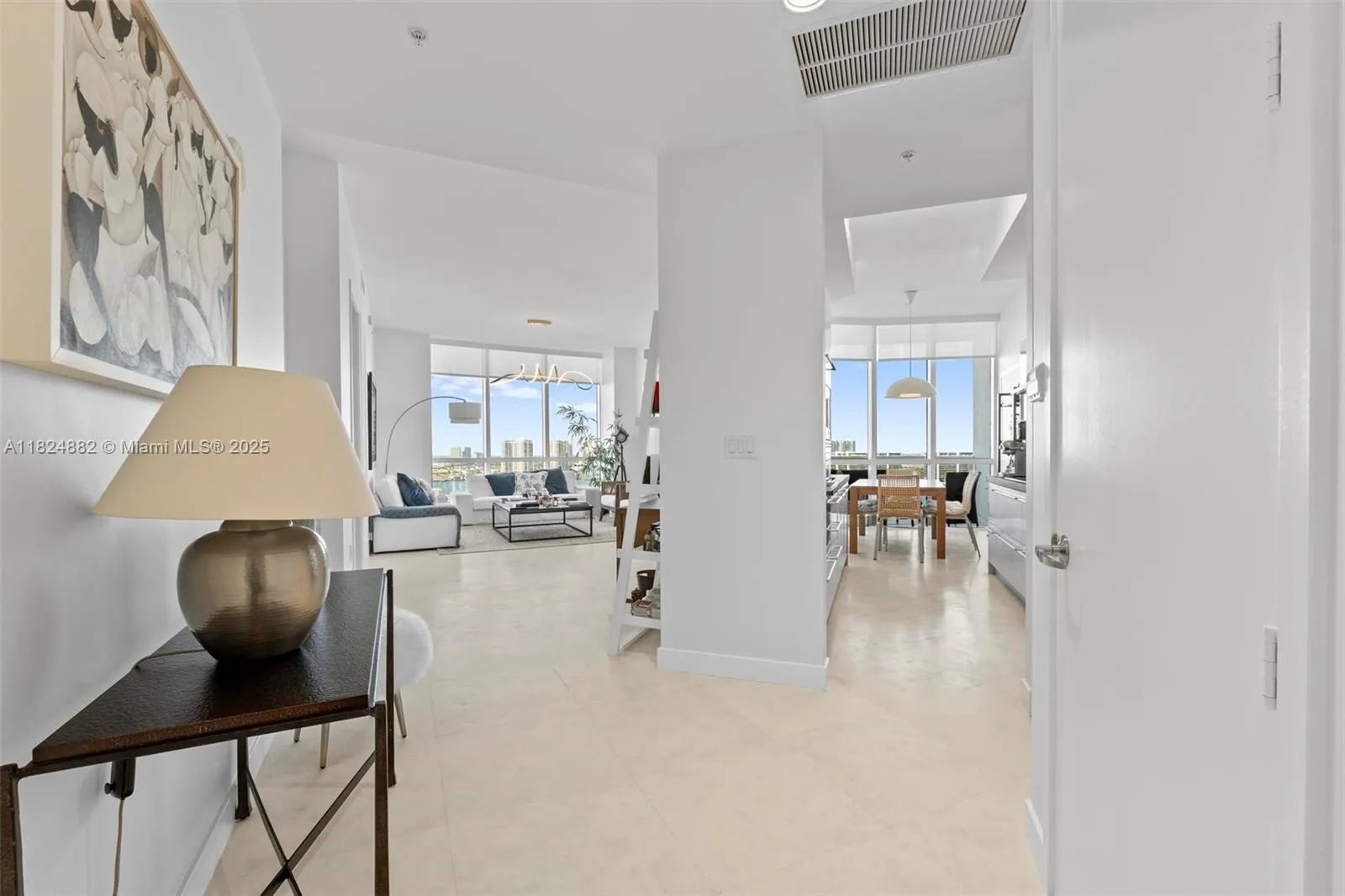 18201 Collins Ave # SPA201, Sunny Isles Beach, FL 33160 photo 2