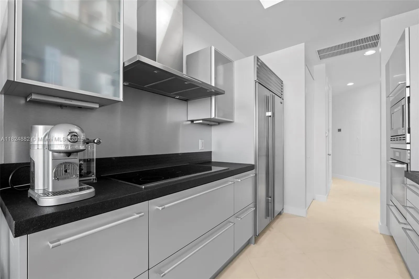 18201 Collins Ave # SPA201, Sunny Isles Beach, FL 33160 photo 7