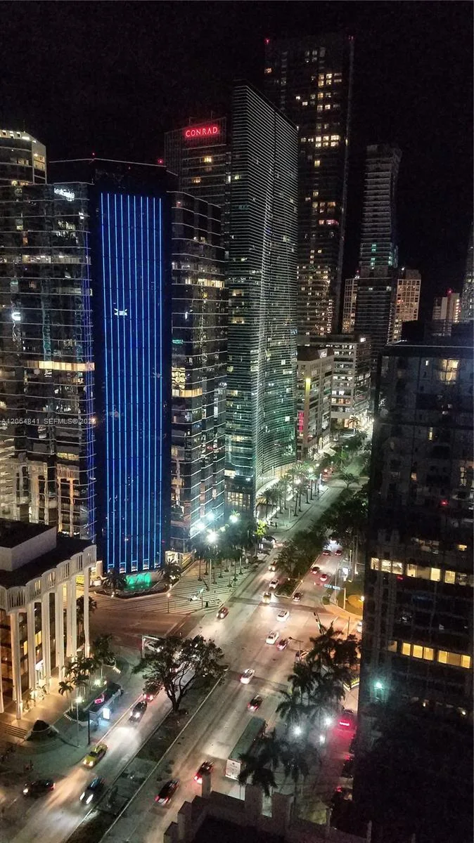 1060 Brickell Ave # 2411, Miami, FL 33131