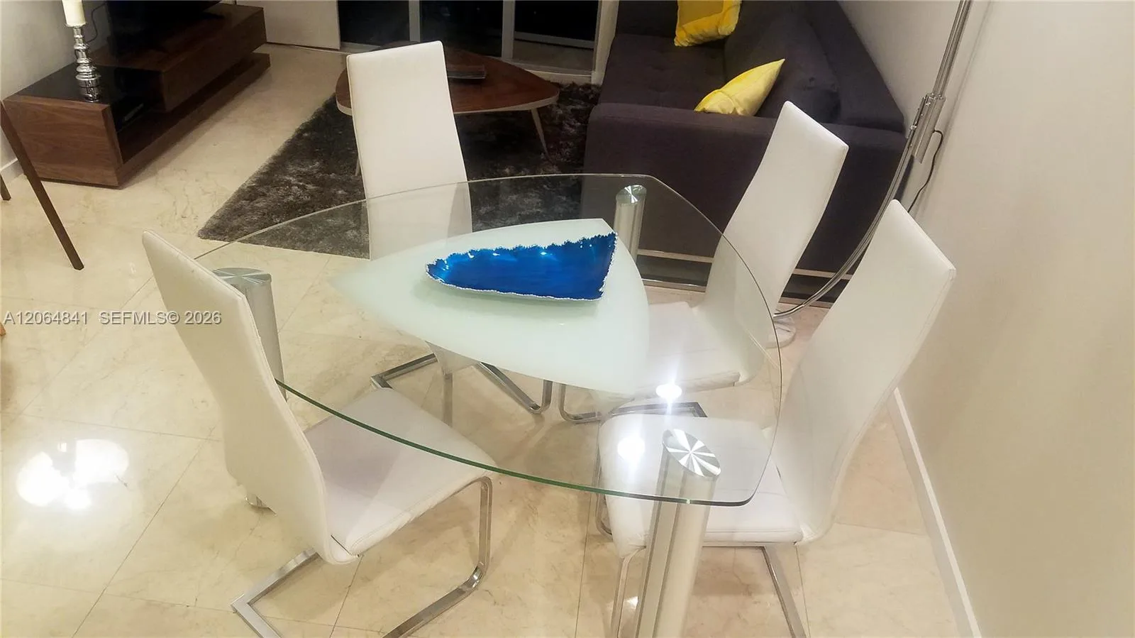 1060 Brickell Ave # 2411, Miami, FL 33131 photo 5