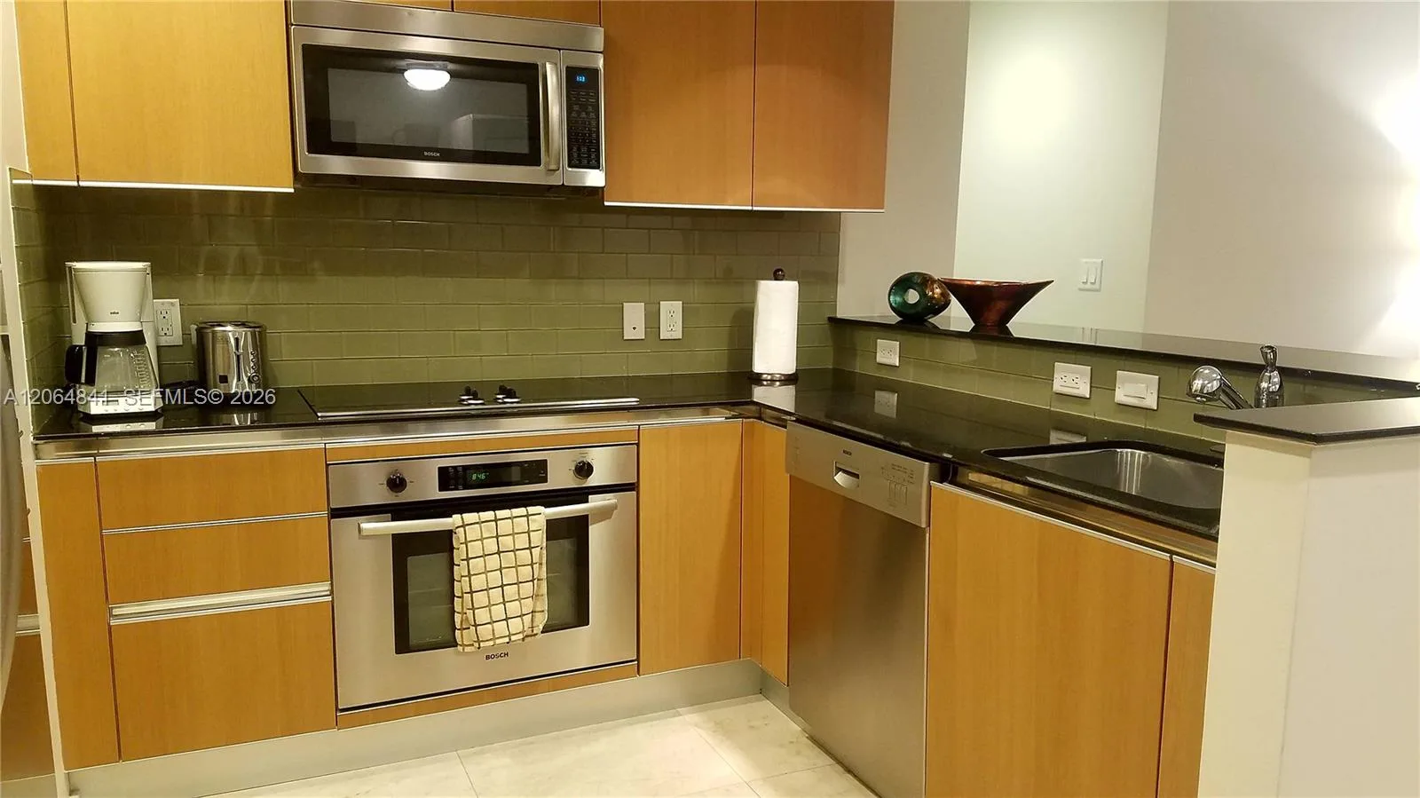 1060 Brickell Ave # 2411, Miami, FL 33131 photo 9