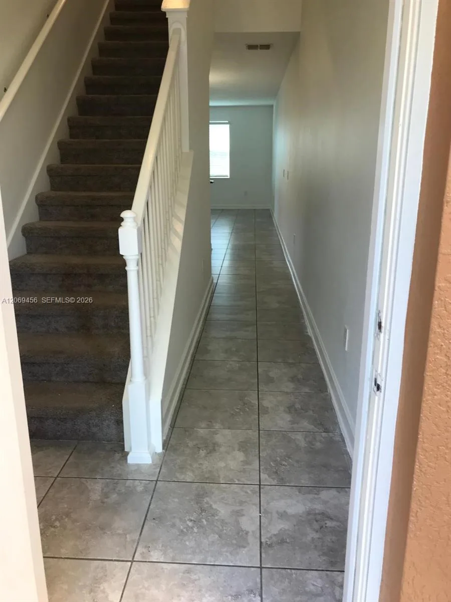 3348 RODRICK CIR # ., Orlando, FL 32824 photo 2