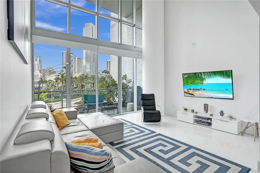 IVY at Riverfront 90 SW 3rd Street at 90 SW 3rd Street, Miami FL 33130 — photo 1