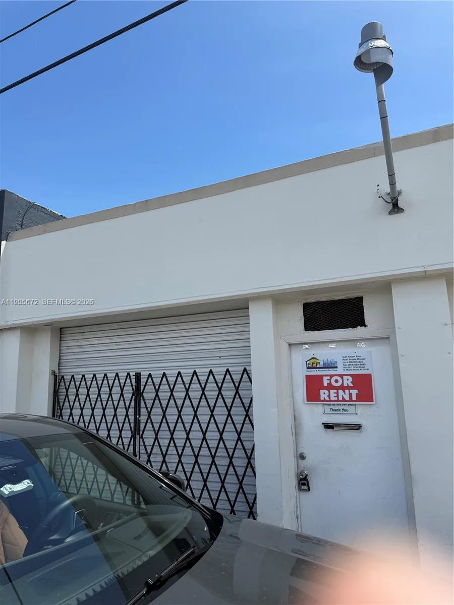 1017 N 20th Ave, Hollywood, FL 33020 photo 2