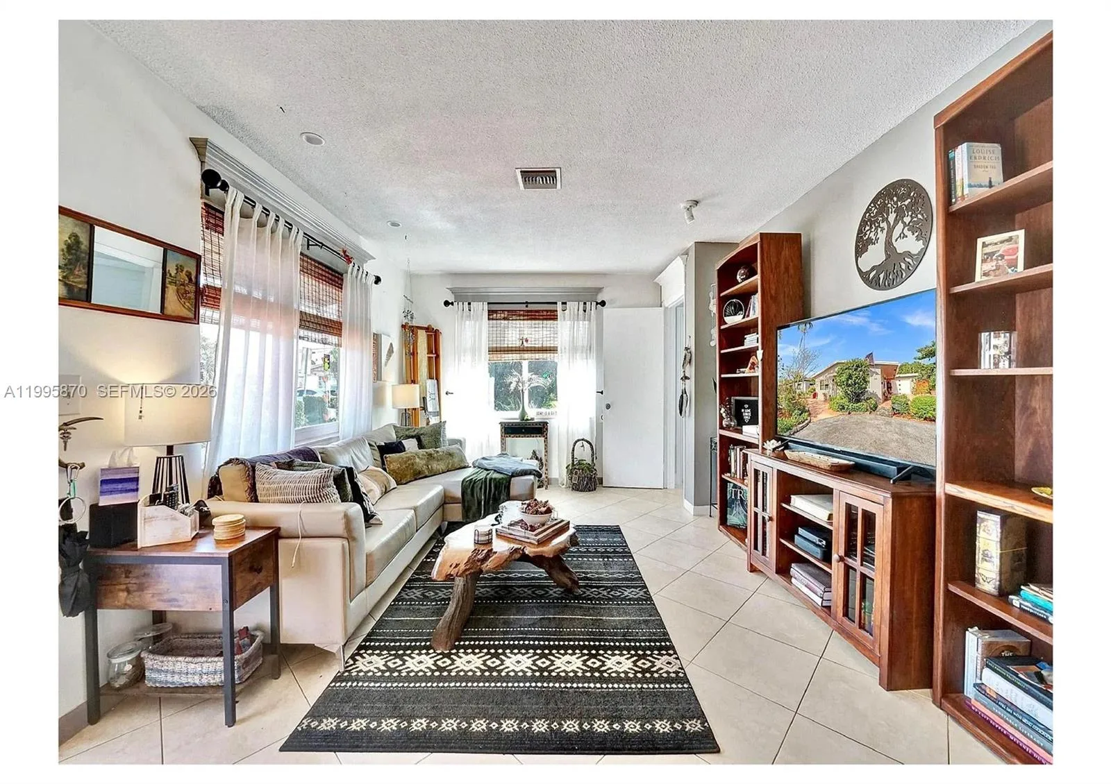381 NE 42nd St, Oakland Park, FL 33334 photo 6