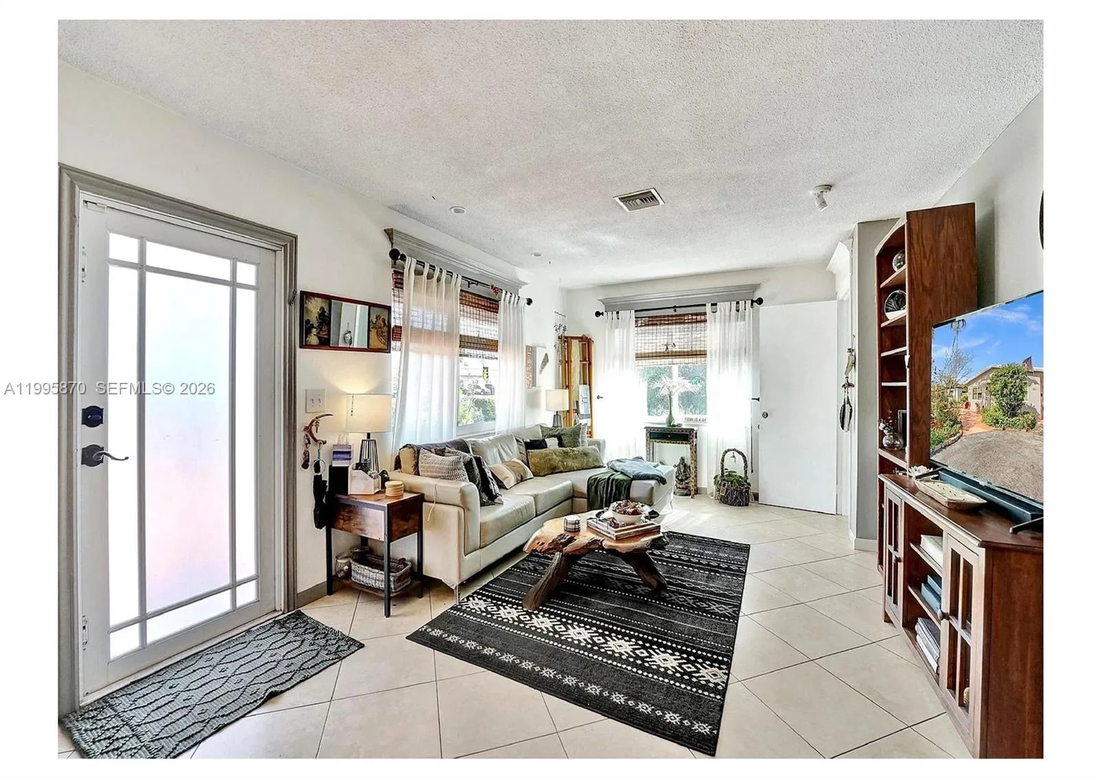 381 NE 42nd St, Oakland Park, FL 33334 photo 7