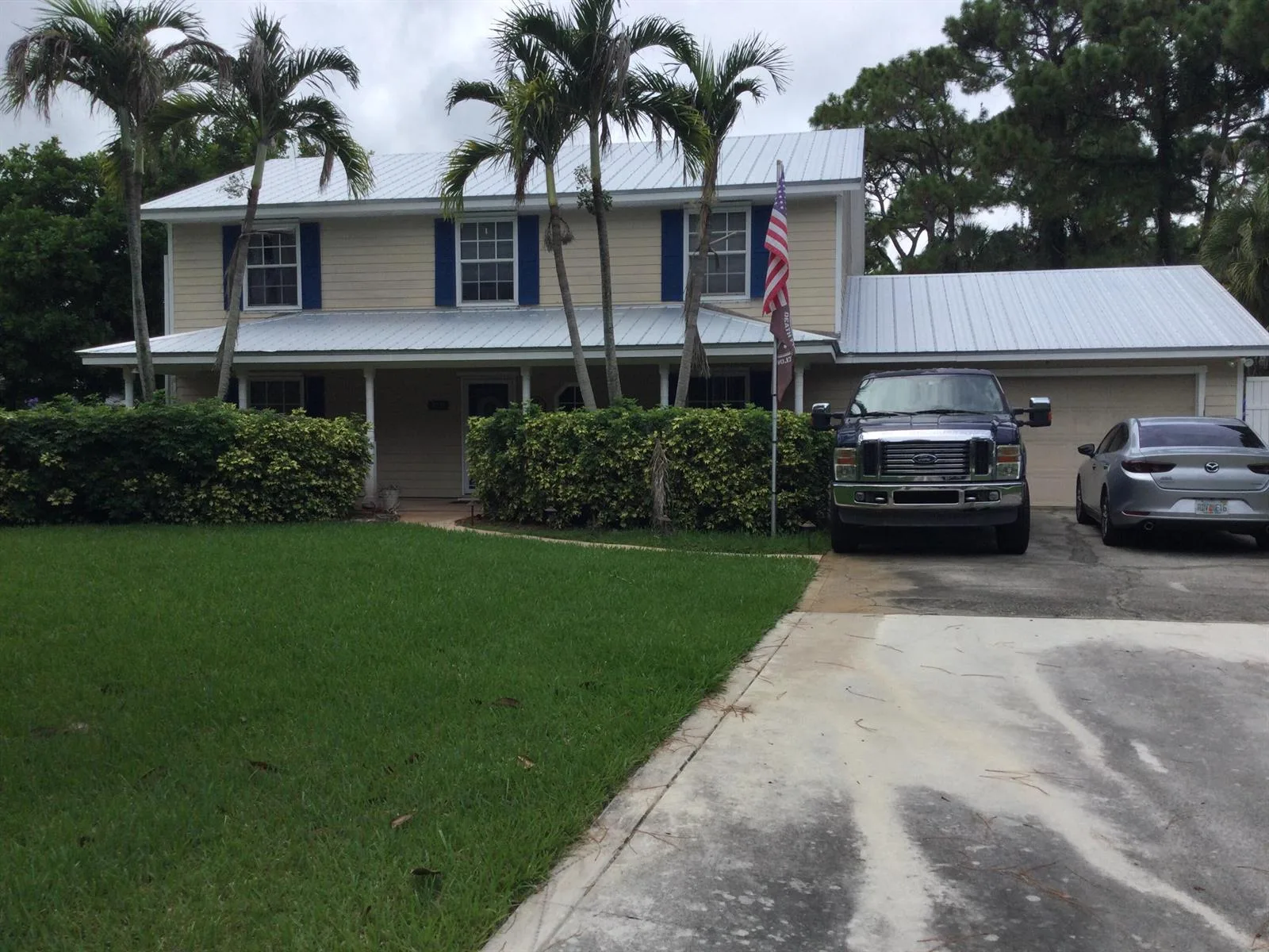 330 NE TOWN Terrace, Jensen Beach, FL 34957