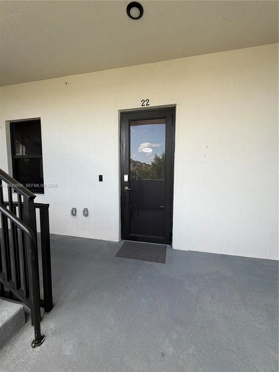 8195 NW 104th Ave # 22, Doral, FL 33178 photo 3