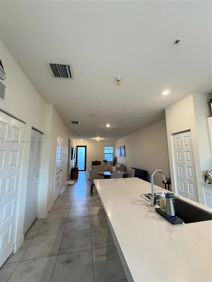 8195 NW 104th Ave # 22, Doral, FL 33178 photo 9
