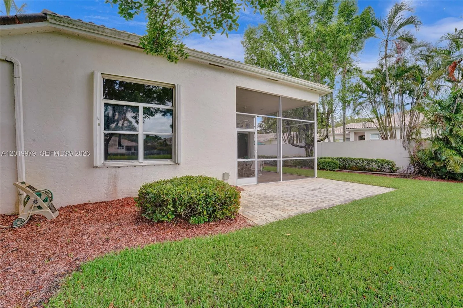 2525 Bay Pointe Ct, Weston, FL 33327 photo 7