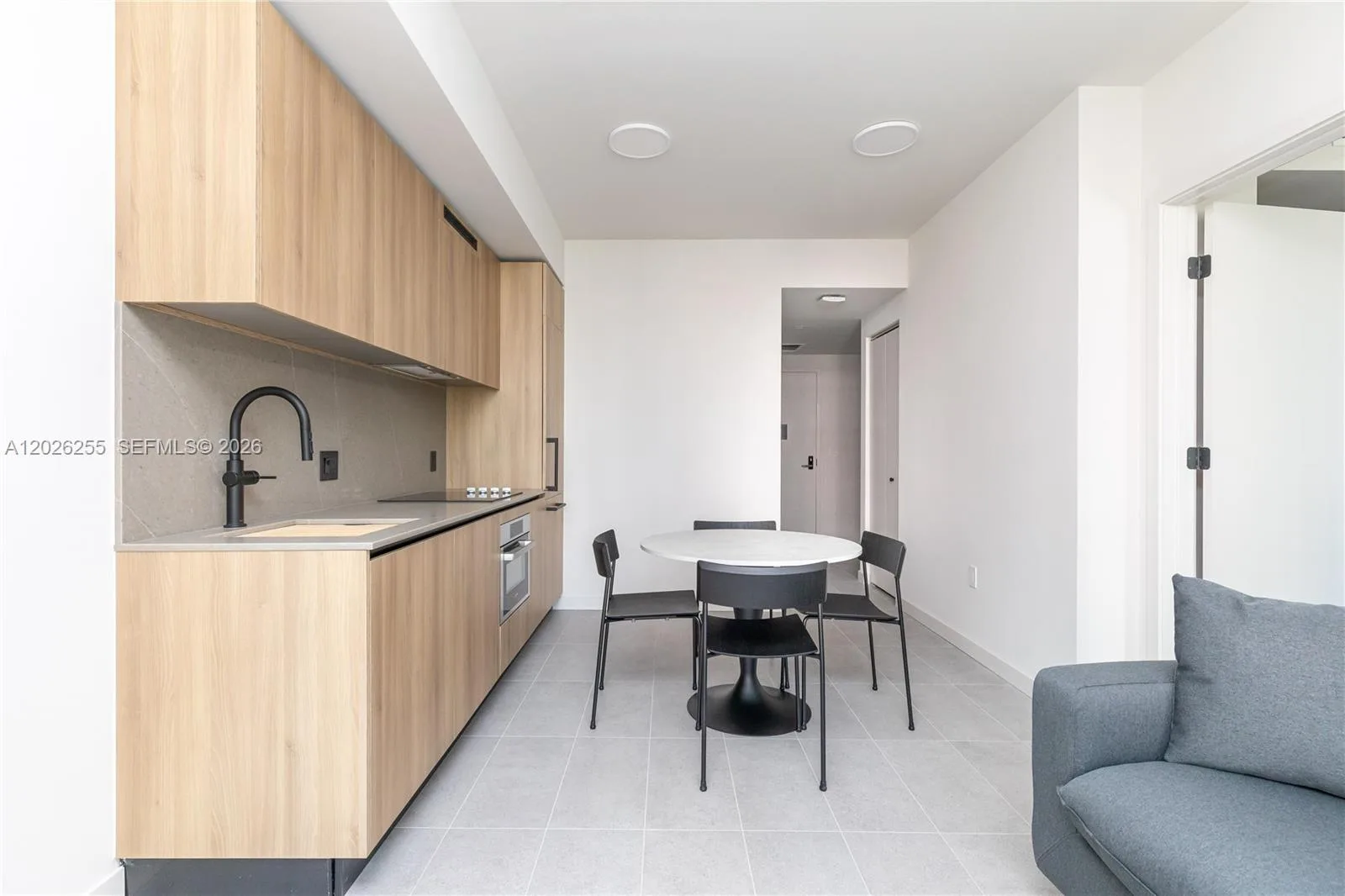 121 NE 5th St # 510, Miami, FL 33132
