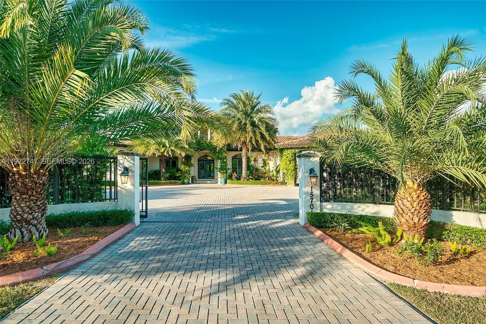15701 SW 254th St, Homestead, FL 33031 photo 2