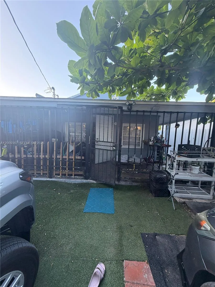 1111 NW 26th St, Miami, FL 33127 photo 5