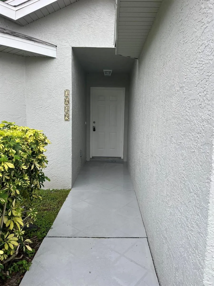 3049 SE 38th Avenue, Okeechobee, FL 34974 photo 2