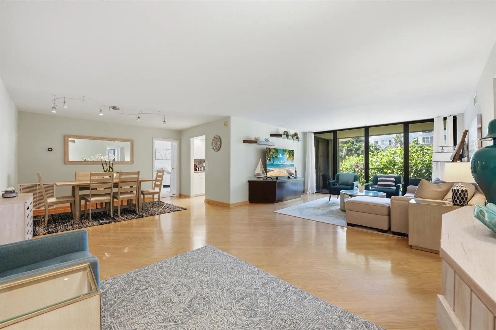 3200 S Ocean Boulevard # D203, Palm Beach, FL 33480 photo 5