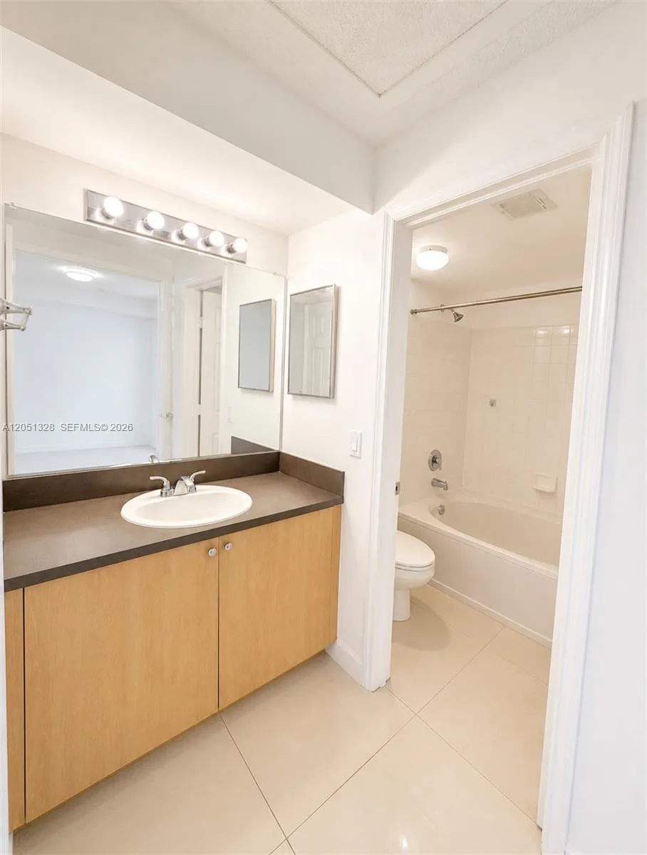 2941 NE 185th St # 1311, Aventura, FL 33180 photo 13