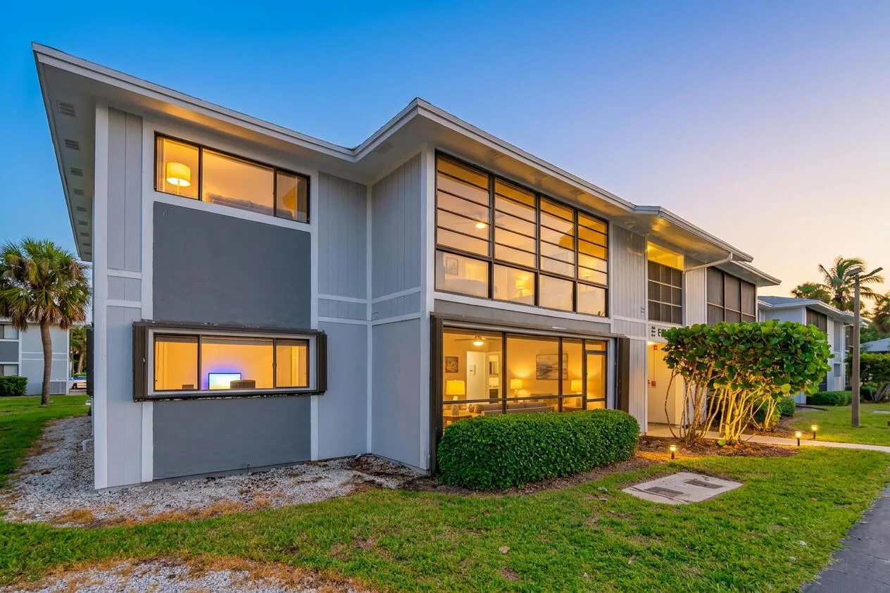 9729 Hammocks Boulevard # 101e, Miami, FL 33196
