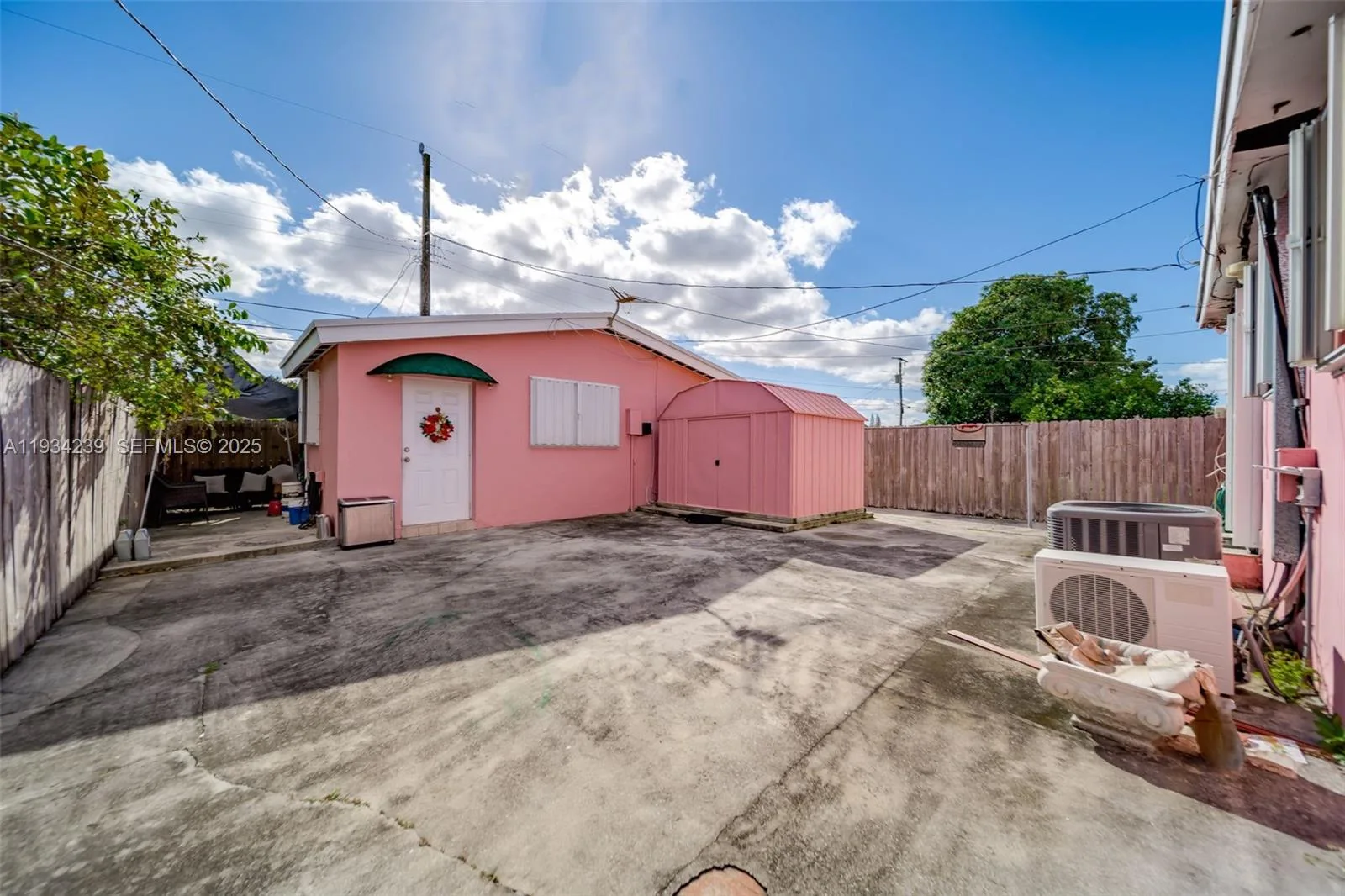 854 E 24th St, Hialeah, FL 33013 photo 8