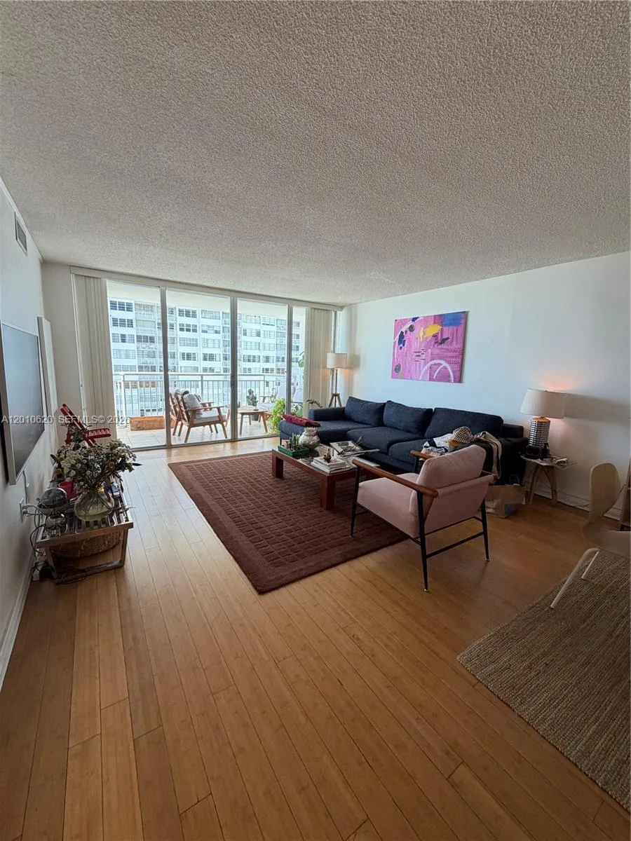 18061 Biscayne Blvd # 601, Aventura, FL 33160 photo 4