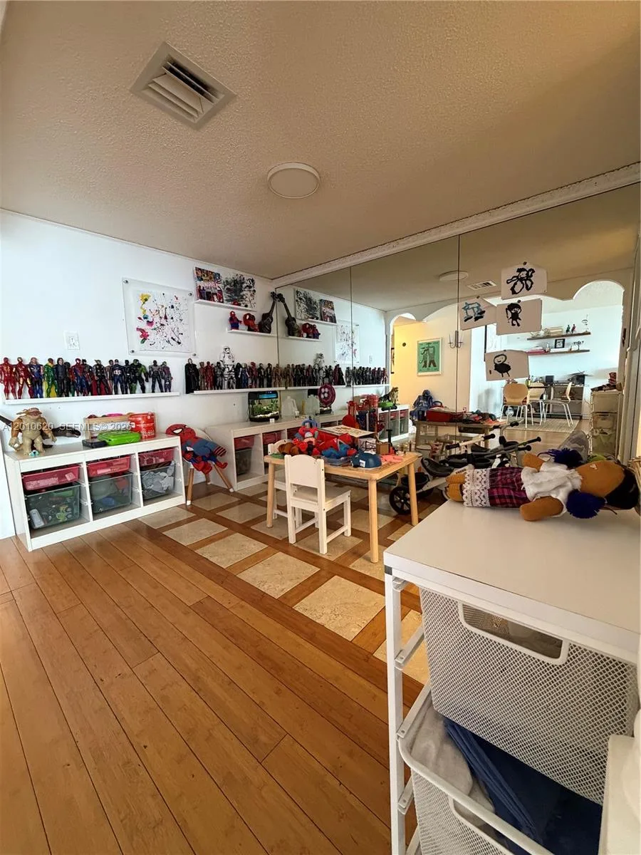 18061 Biscayne Blvd # 601, Aventura, FL 33160 photo 9