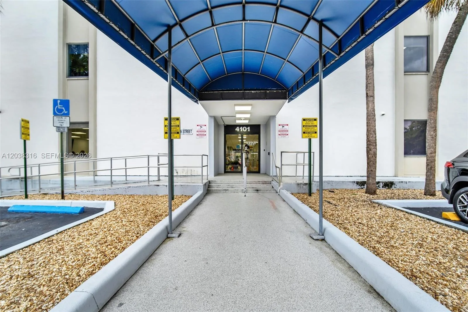4101 NW 4th St, Plantation, FL 33317 photo 4