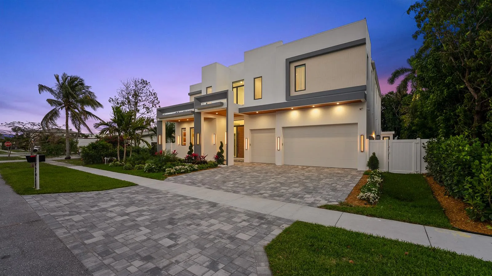 274 NE 3rd Court, Boca Raton, FL 33432 photo 2