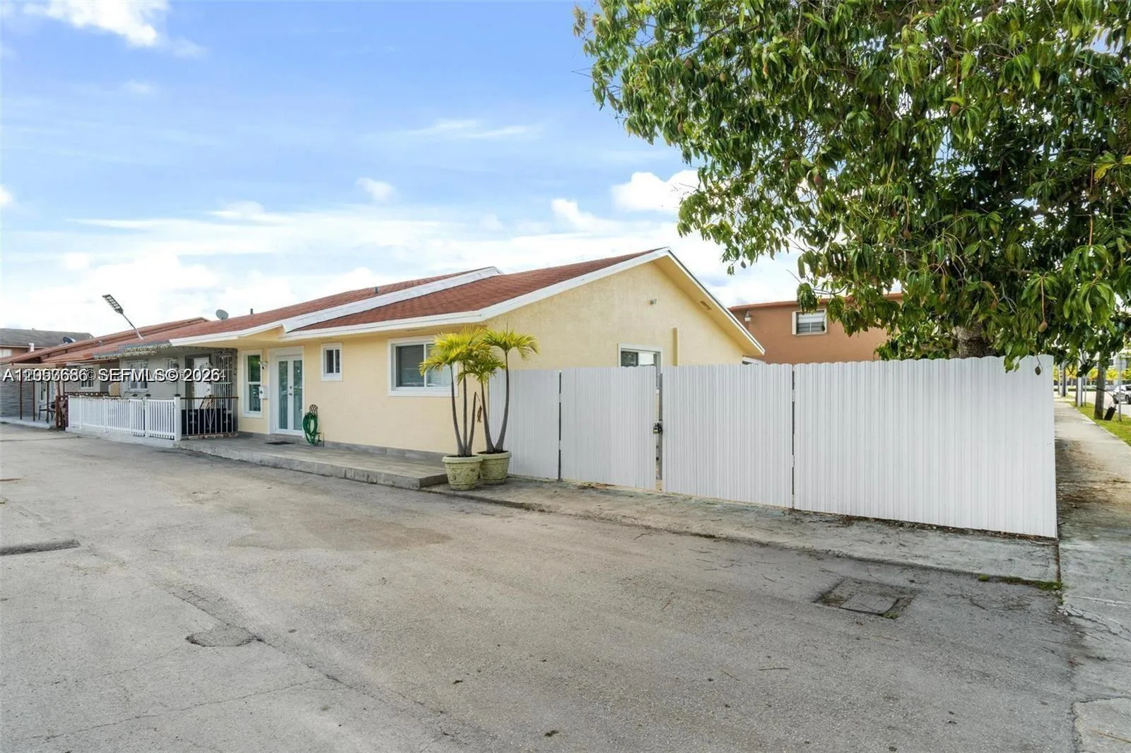 330 W 74th Pl # 330, Hialeah, FL 33014 photo 4