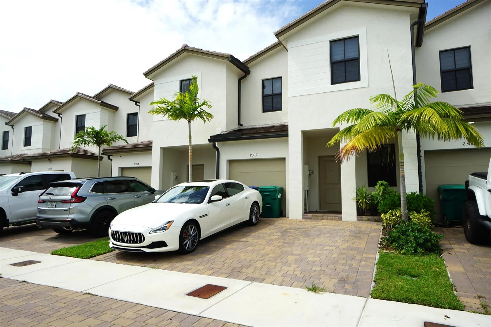 23010 SW 128th Place, Miami, FL 33170