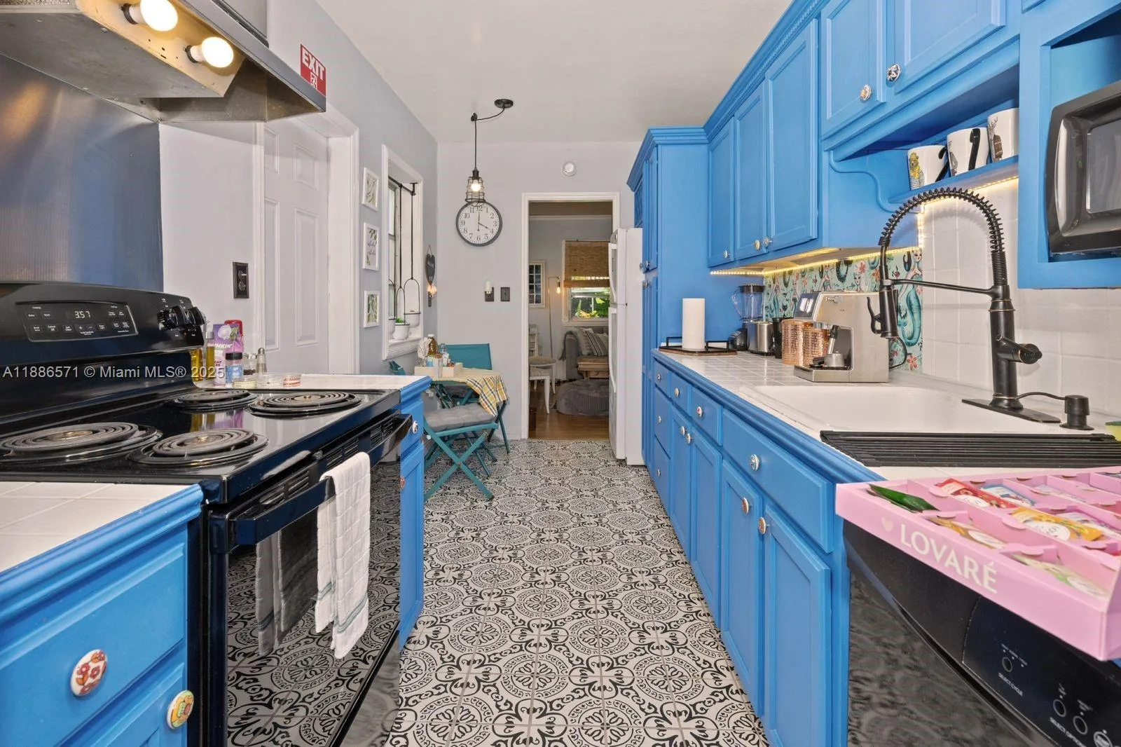 1701 Fletcher St, Hollywood, FL 33020