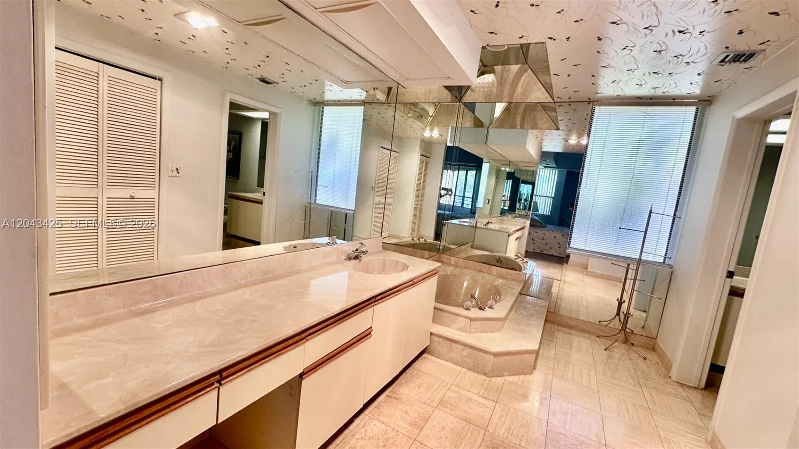 7472 La Paz Blvd # 301, Boca Raton, FL 33433 photo 12