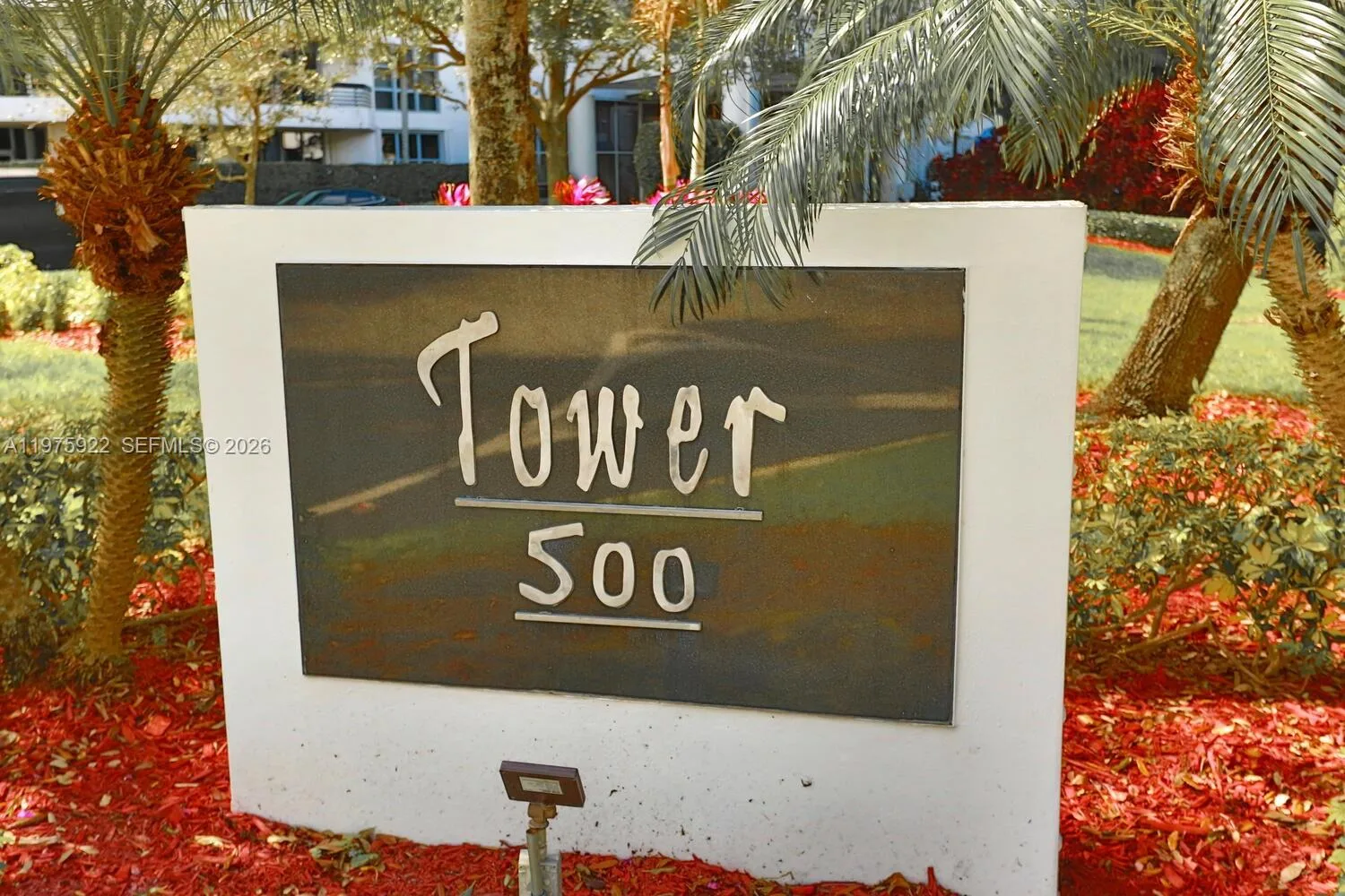 Mystic Pointe Tower 500 photo 2