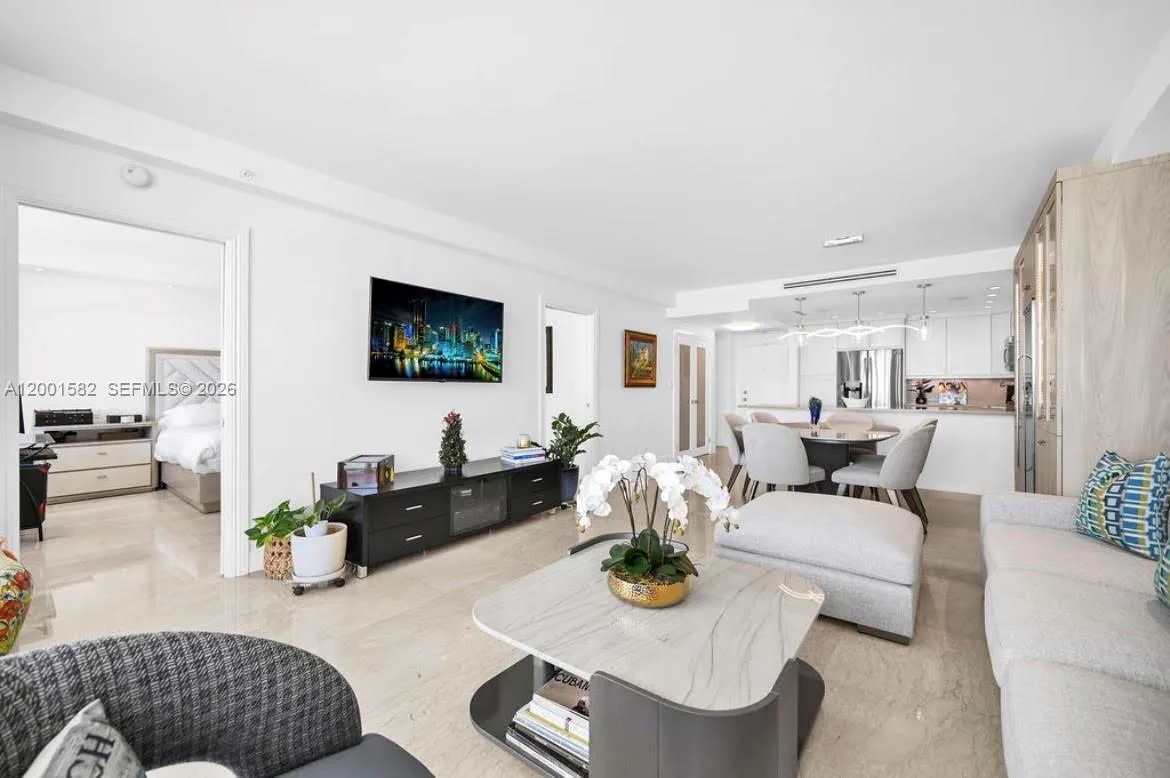 5601 Collins Ave # 903, Miami Beach, FL 33140 photo 6