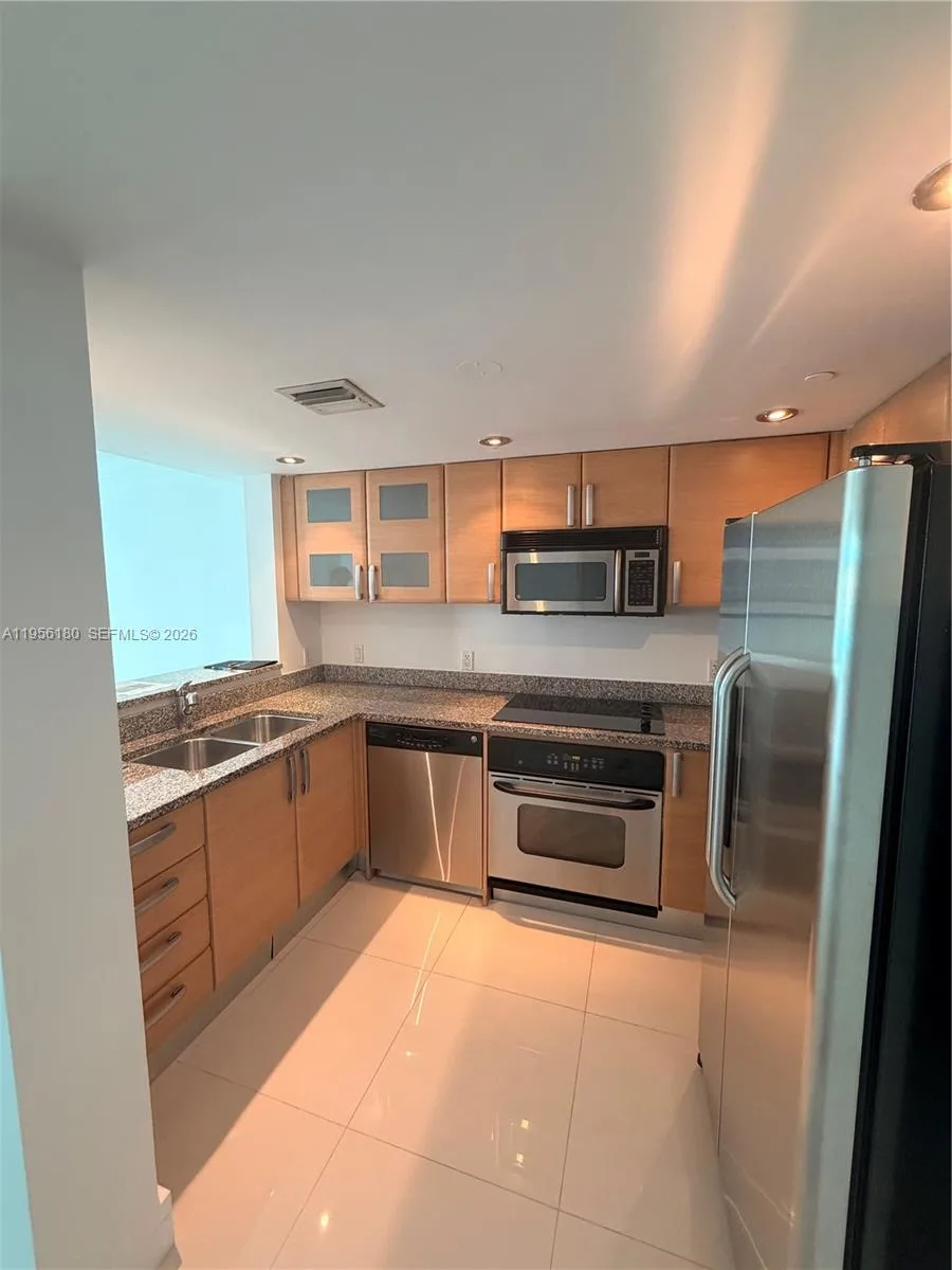 2101 Brickell Ave # 1504, Miami, FL 33129 photo 11