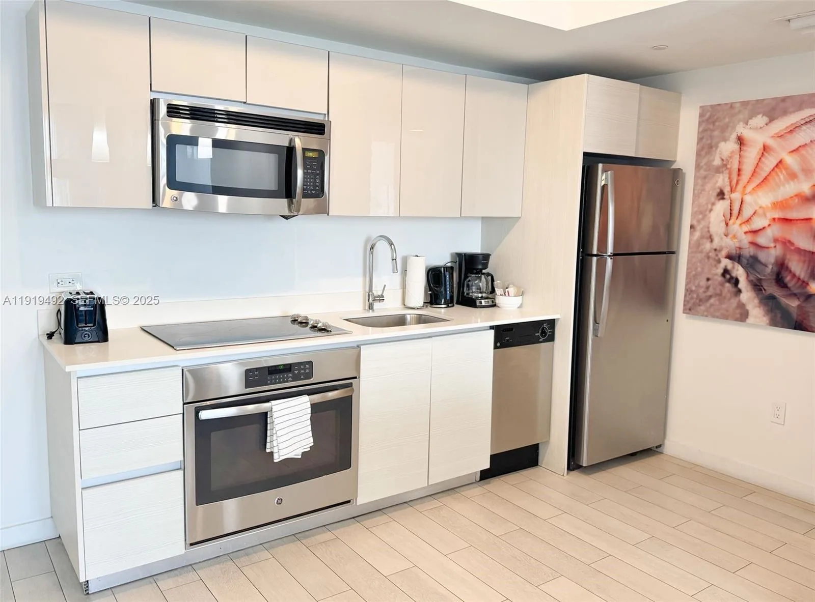 2602 E Hallandale Beach Blvd # R1807, Hallandale Beach, FL 33009 photo 4