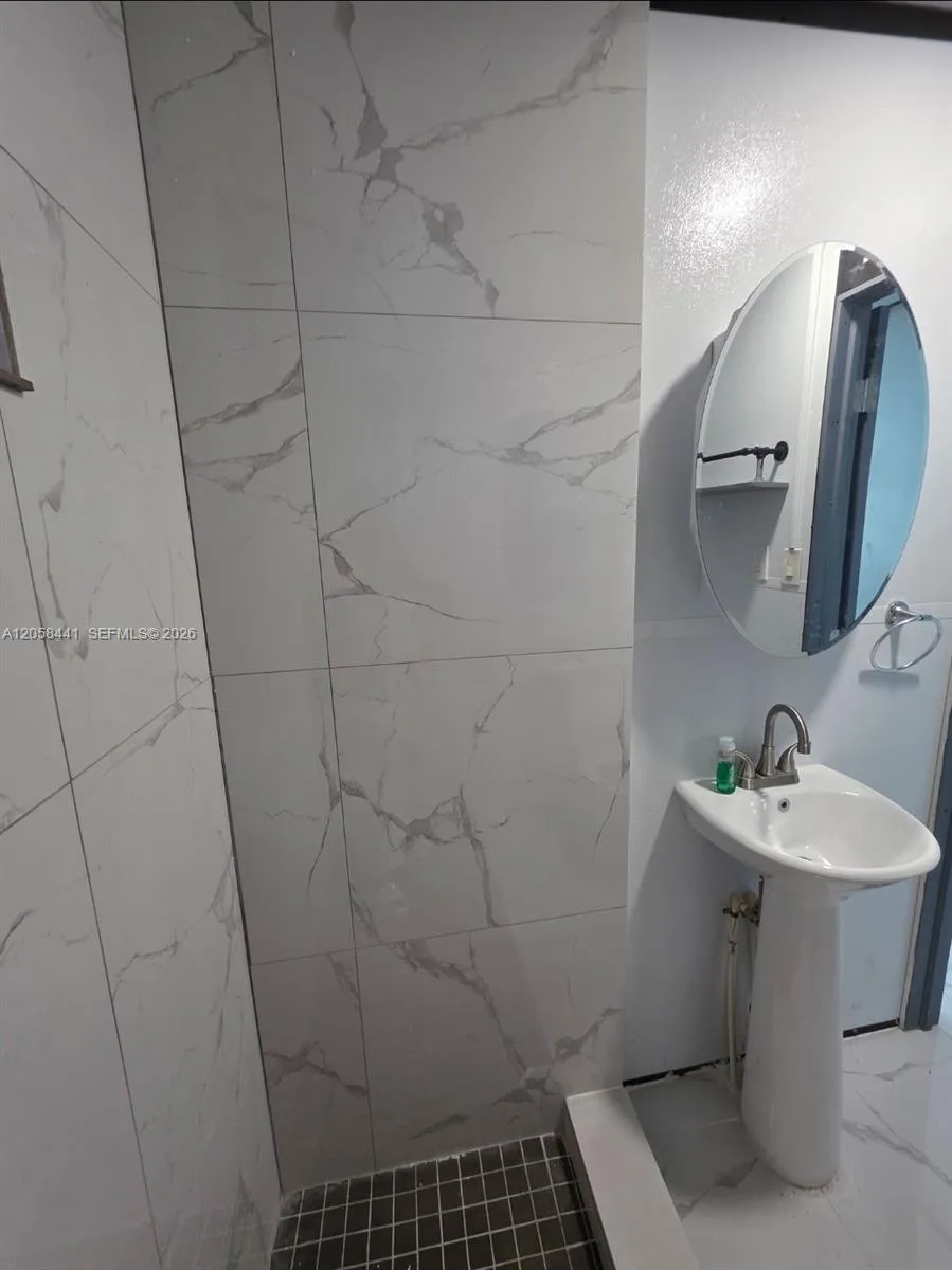 19393 NW 30ct, Miami Gardens, FL 33023 photo 11