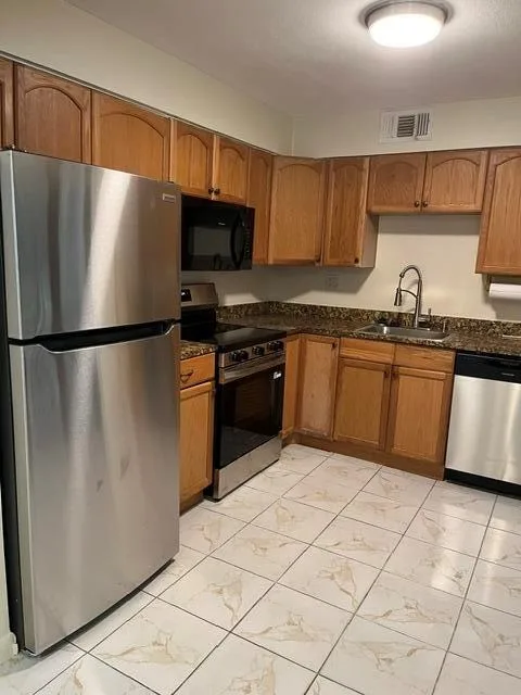 207 Capri E # 207, Delray Beach, FL 33484