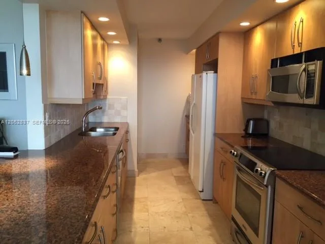19355 TURNBERRY WY # 22C, Aventura, FL 33180 photo 9