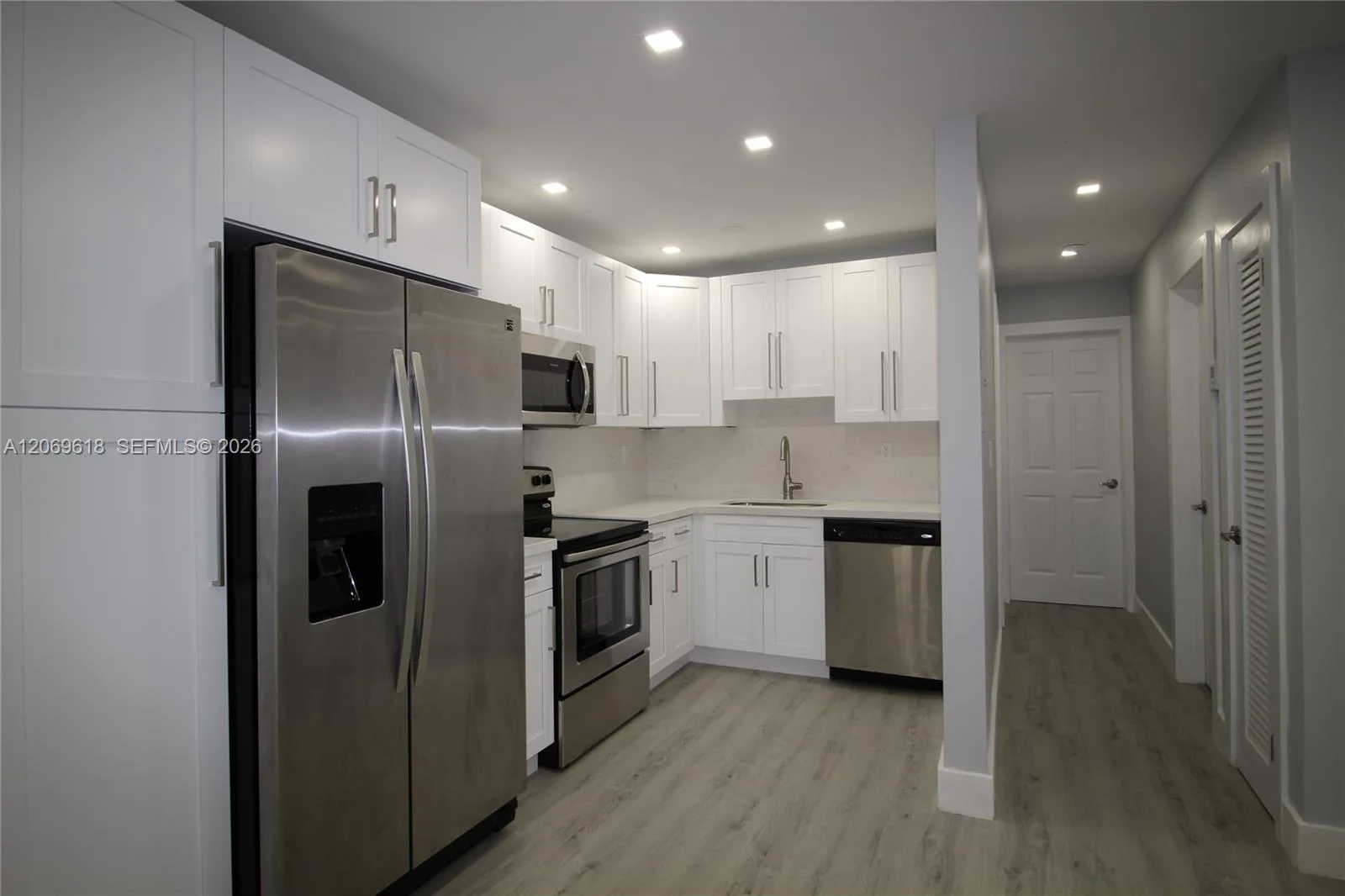 8701 SW 141st St # K6, Palmetto Bay, FL 33176