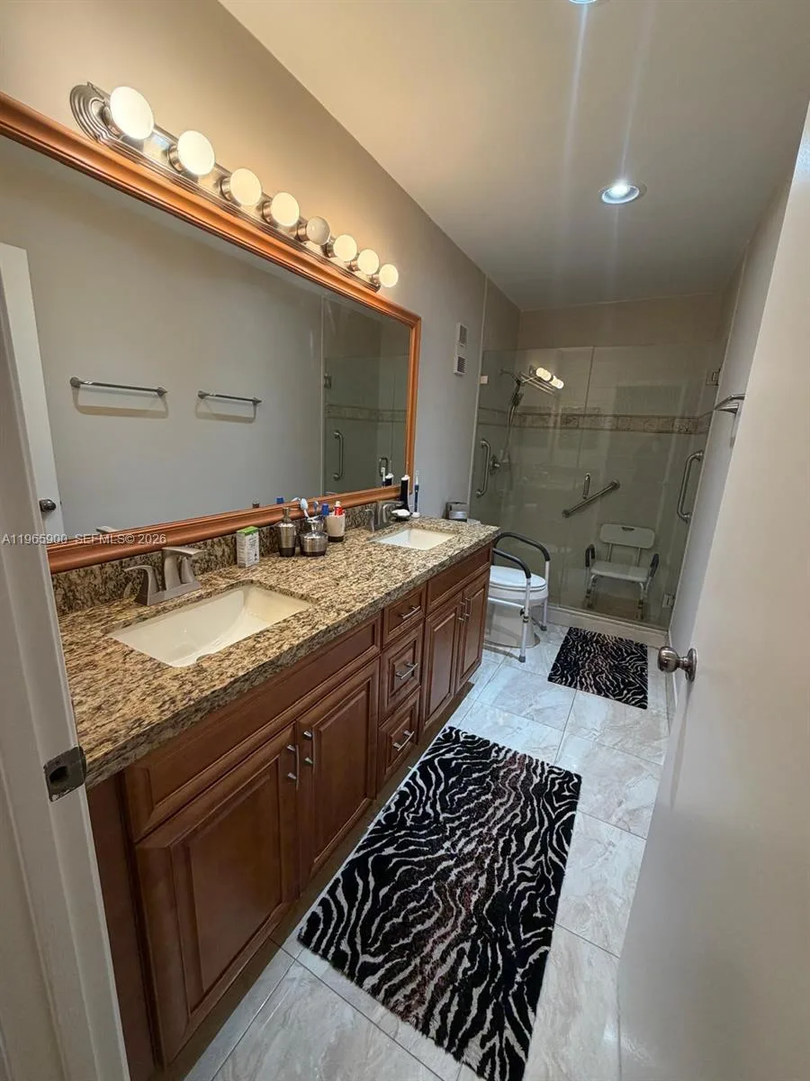 6180 Kings Gate Cir, Delray Beach, FL 33484 photo 9
