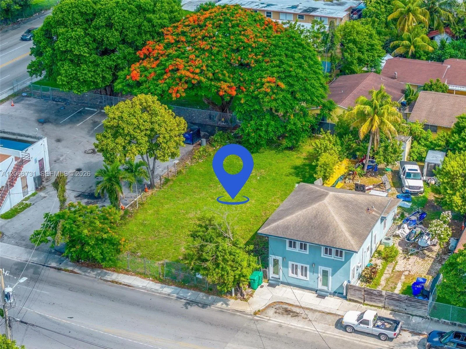 2177 NW 28th St, Miami, FL 33142 photo 3