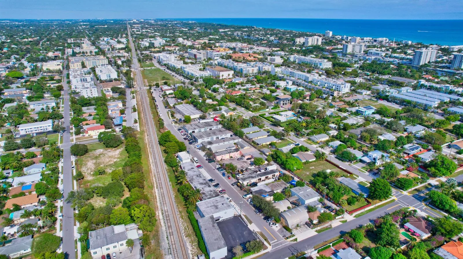 369 SE 2nd Avenue, Delray Beach, FL 33483 photo 4