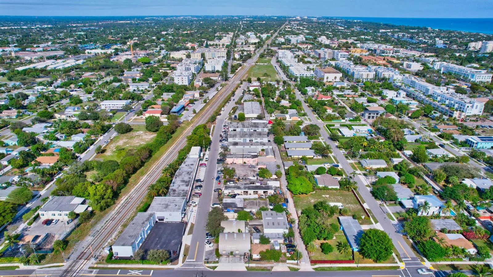 369 SE 2nd Avenue, Delray Beach, FL 33483 photo 5